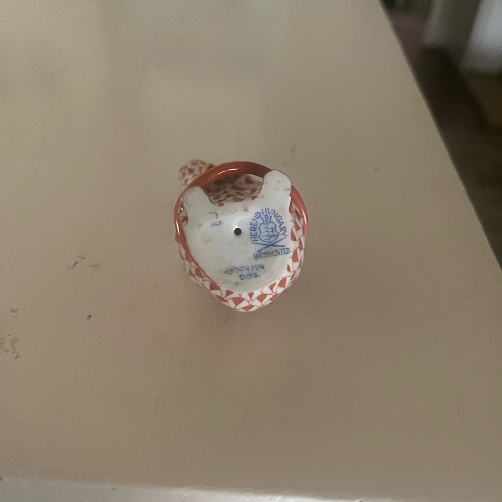 Wonderful Herend Rust Porcelain Mouse Figurine. Excellent condition.Retired 2015 - Picture 8 of 8